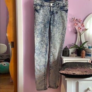 Acid wash jeans for girls